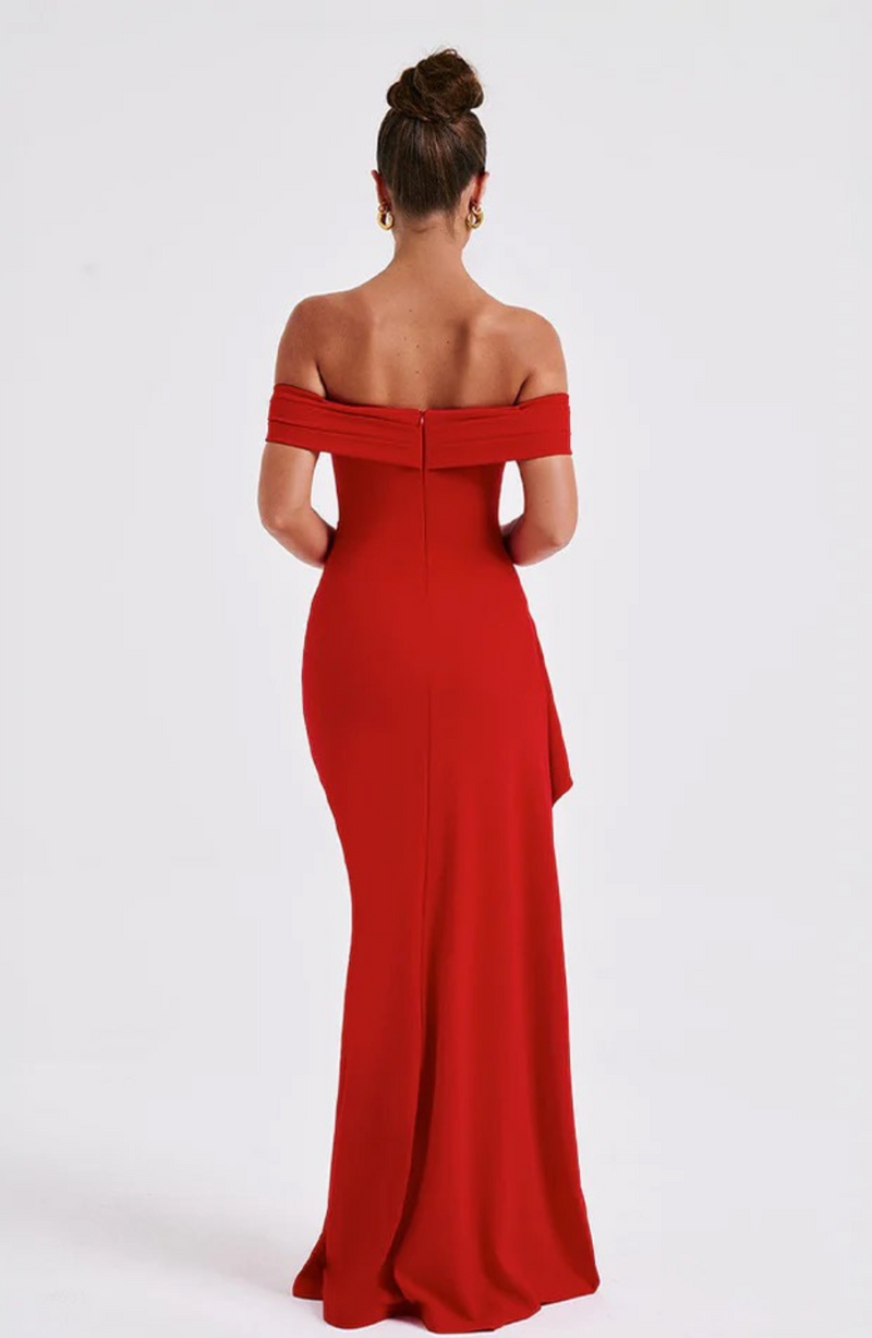 nevaé Sculptée Deluxe Maxi Dress
