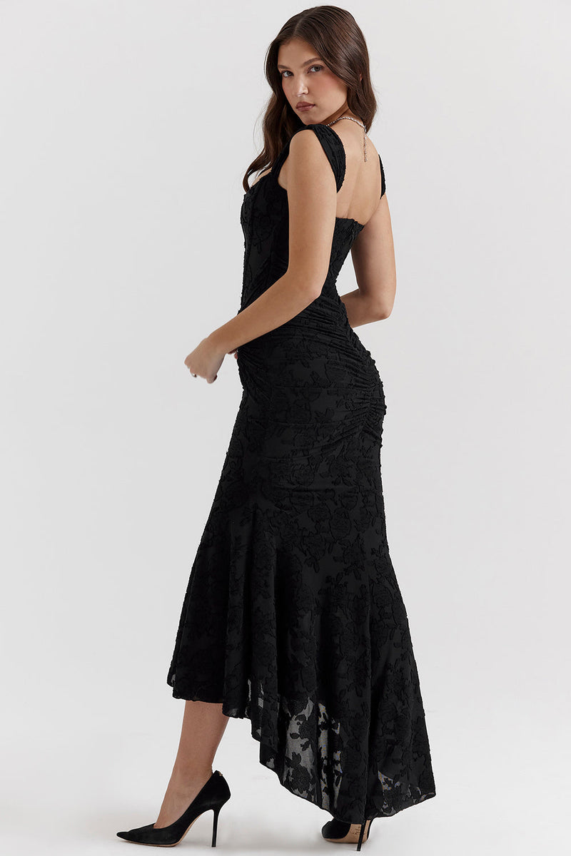 nevaé Elegant Waist Dress