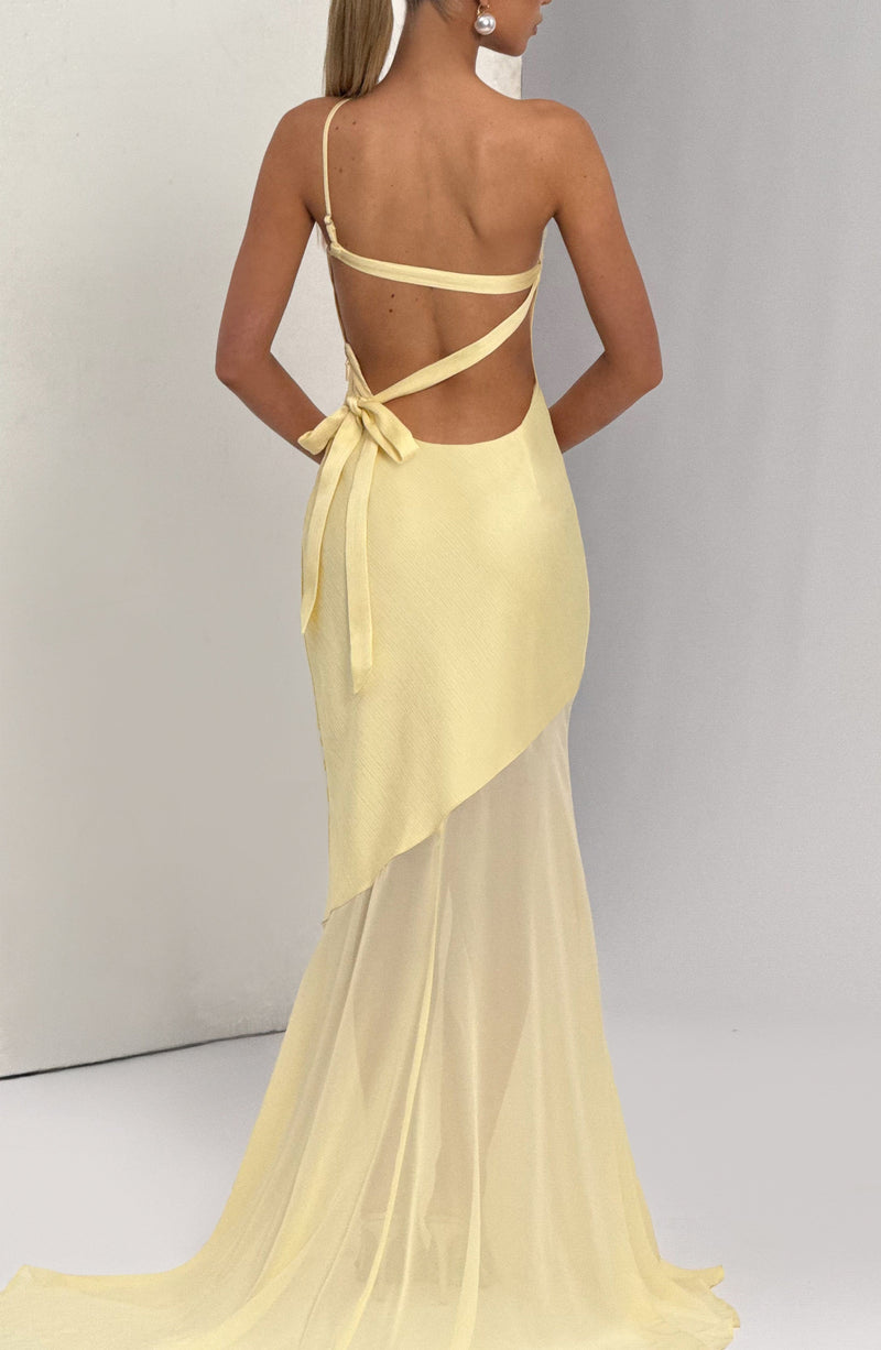 nevaé Fable Gown