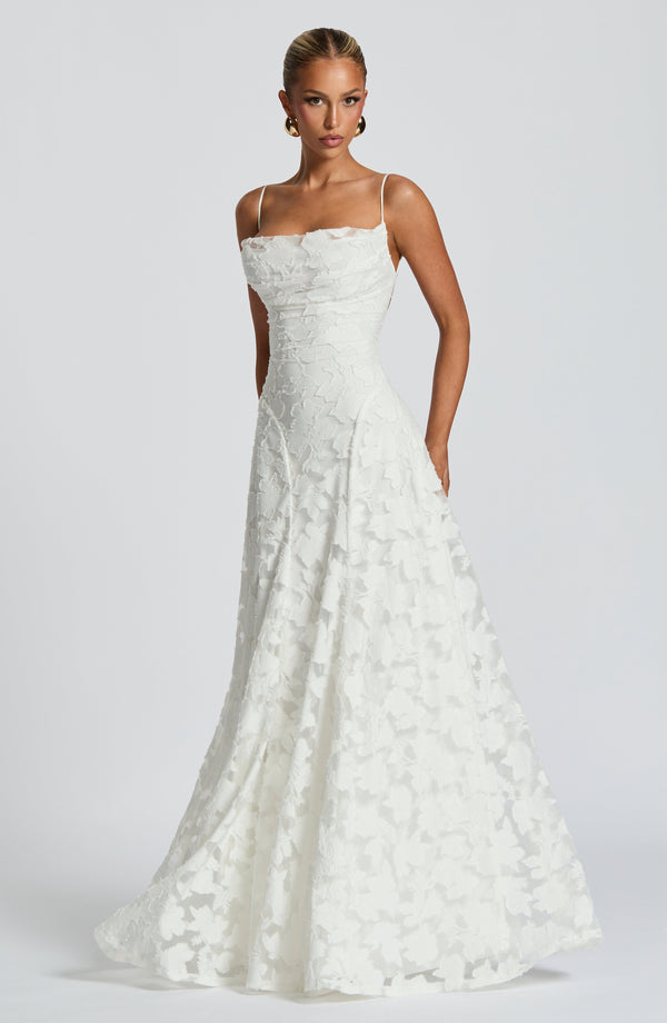 nevaé Floral Maxi Dress