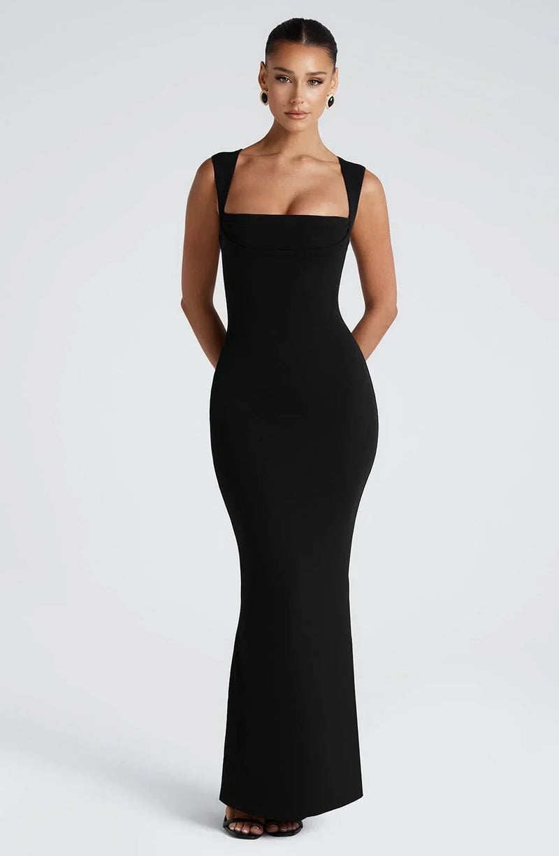 nevaé Timeless Bodycon Maxi Dress