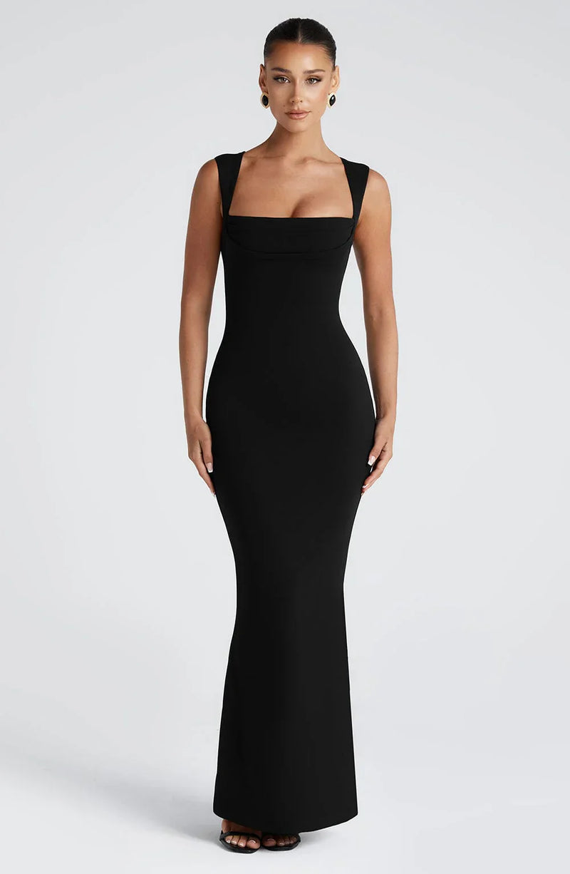 nevaé Timeless Bodycon Maxi Dress