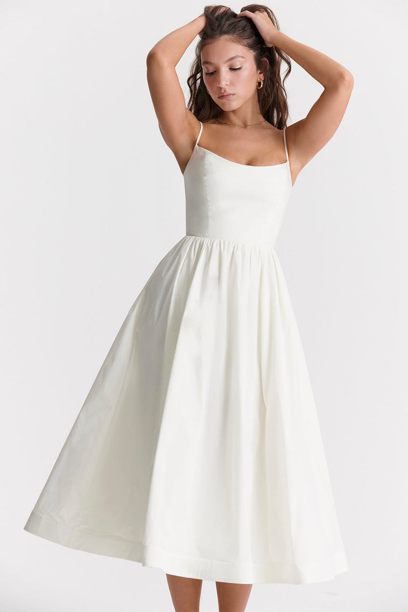 nevaé Effortless Elegant Dress