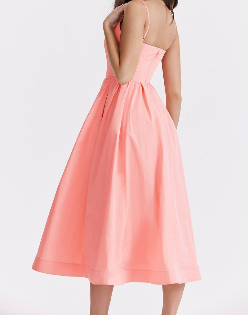 nevaé Effortless Elegant Dress