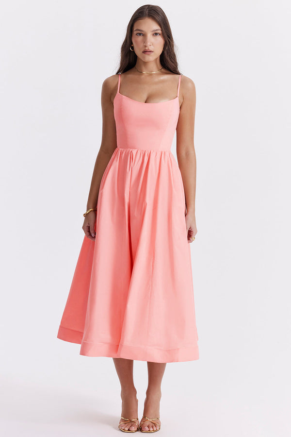 nevaé Effortless Elegant Dress