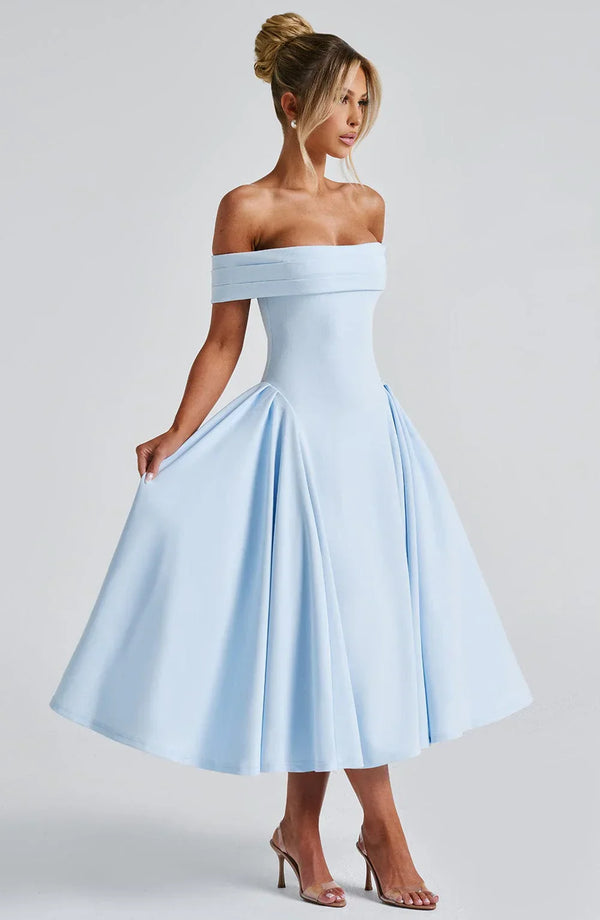 nevaé Effortlessly Elegant Midi Dress