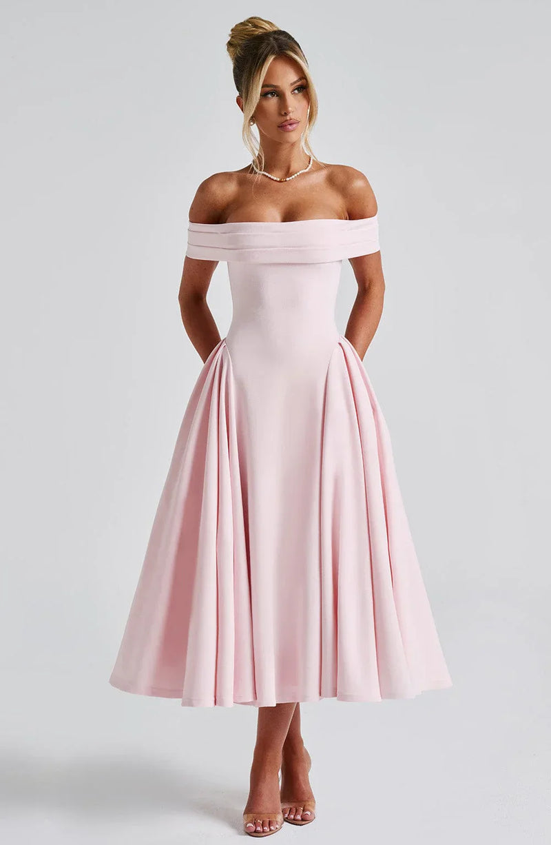 nevaé Effortlessly Elegant Midi Dress