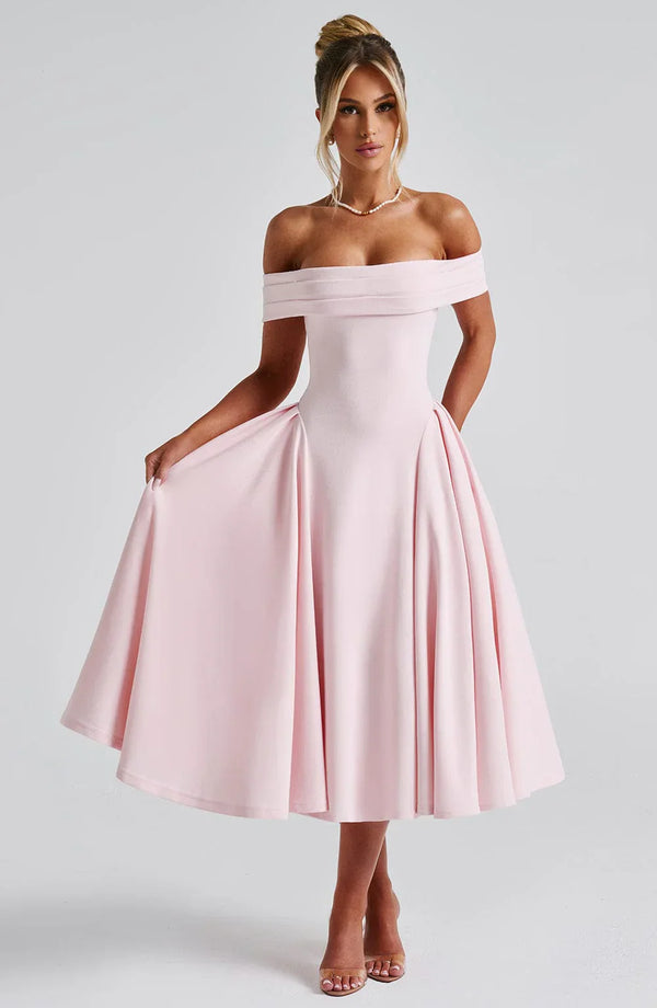 nevaé Effortlessly Elegant Midi Dress