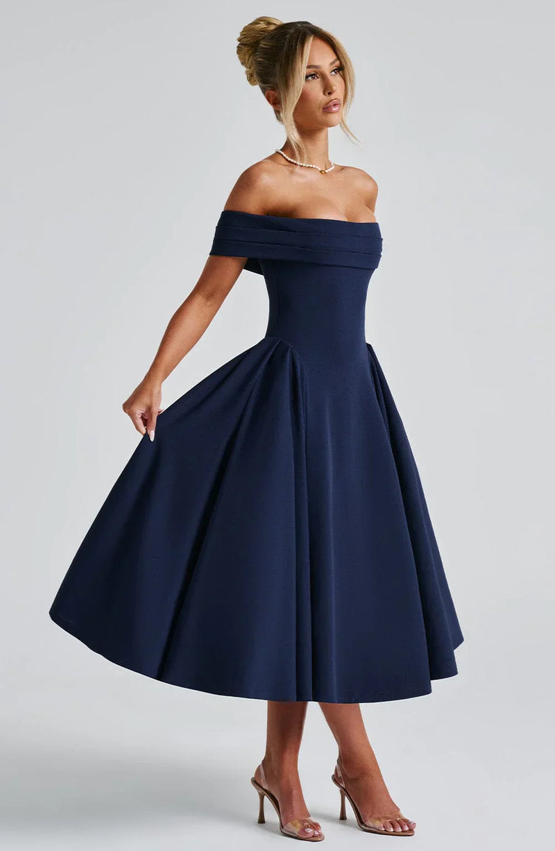 nevaé Effortlessly Elegant Midi Dress