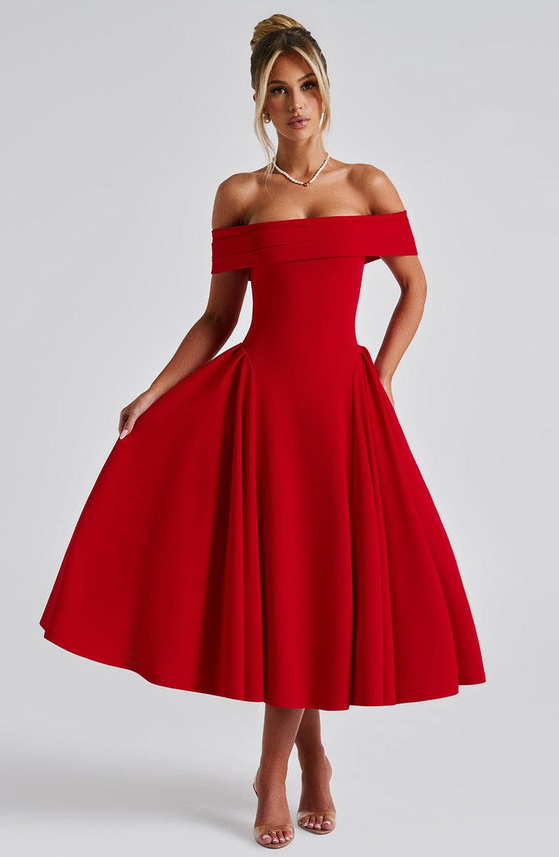 nevaé Effortlessly Elegant Midi Dress